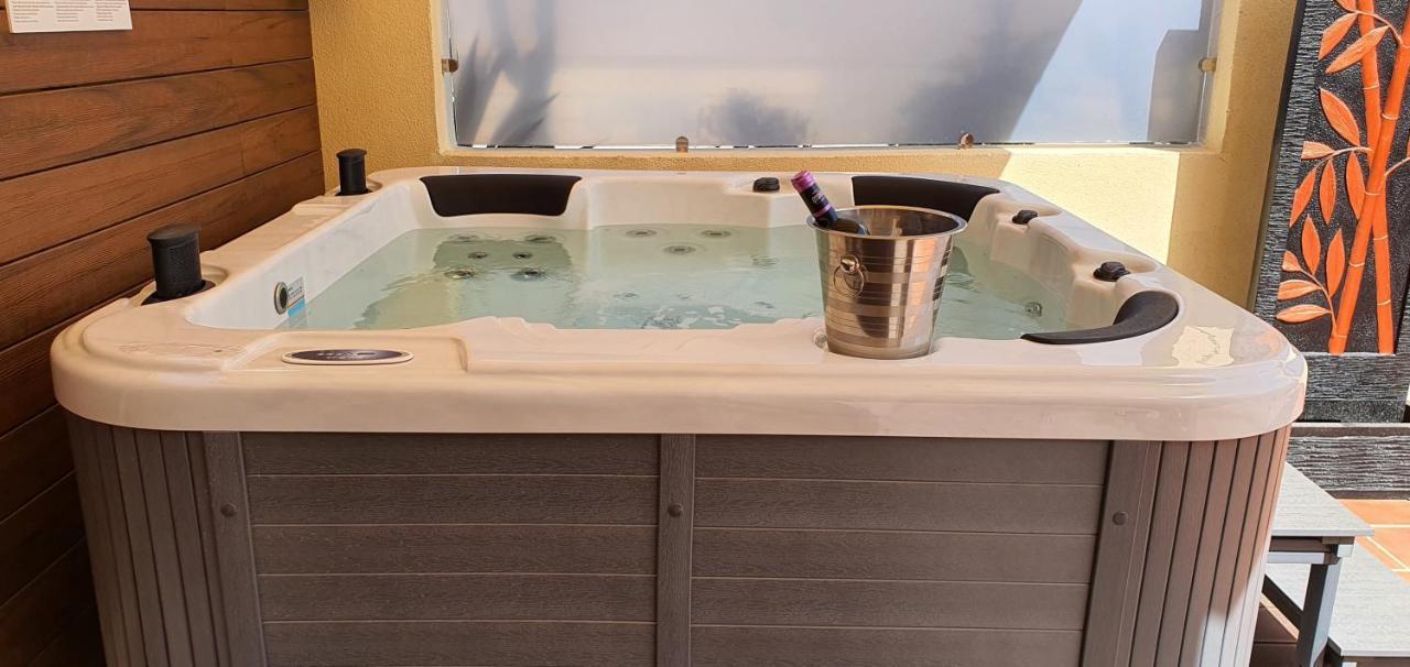 Beautiful Duplex With Jacuzzi Villa เปอร์โตริโก ภายนอก รูปภาพ